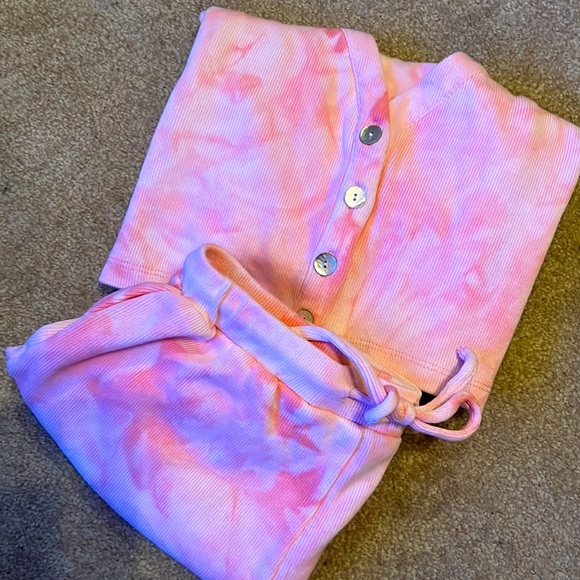 Washed/Never Worn Cute White Fox 🦊 Boutique Set - Medium Top - Small Bottoms 🌸 - Picture 5 of 5